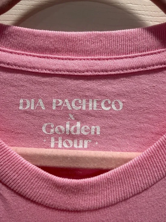 DIA Pacheco x Golden Hour Graphic Tee NWT Pink Sugar Skull Artist Collab - Picture 5 of 9